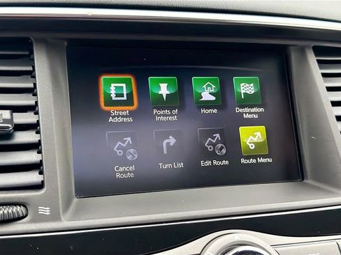 Used 2019 Nissan Armada Platinum image 13