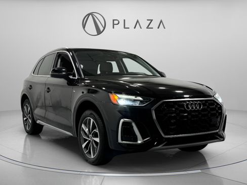 Certified 2023 Audi Q5 2.0T Premium w/ Convenience Package image 7