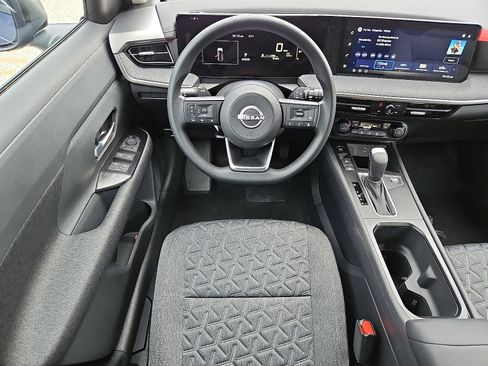 New 2026 Nissan Kicks SV w/ Cold Weather Package image 9