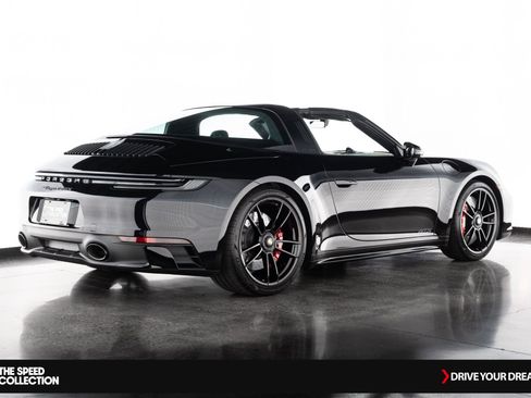 Used 2024 Porsche 911 Targa 4 GTS image 8