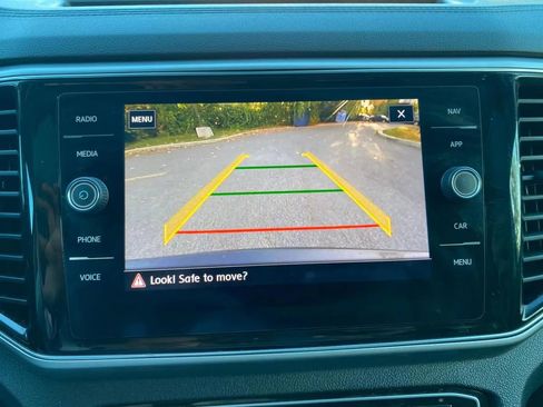 Used 2018 Volkswagen Atlas SEL image 8