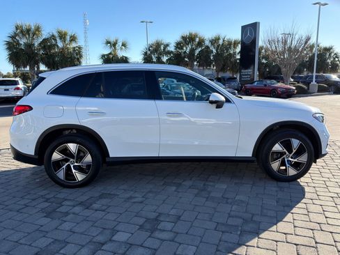 Used 2024 Mercedes-Benz GLC 300 image 7