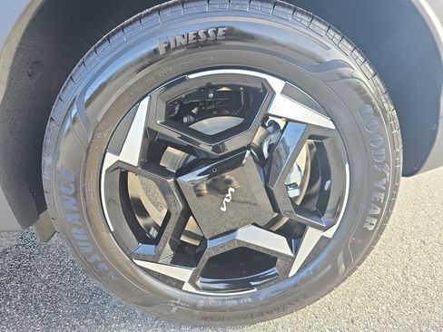 Used 2026 Kia Sportage EX w/ EX Panoramic Sunroof Package image 31