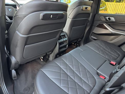 Certified 2024 BMW X5 xDrive40i w/ Premium Package AWD/4WD image 44