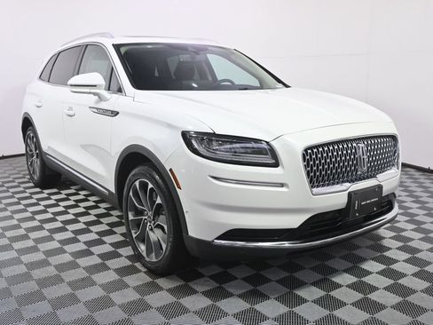 Used 2023 Lincoln Nautilus Reserve w/ Equipment Group 201A AWD/4WD image 9