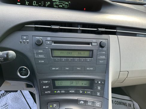 Used 2011 Toyota Prius Two FWD image 20
