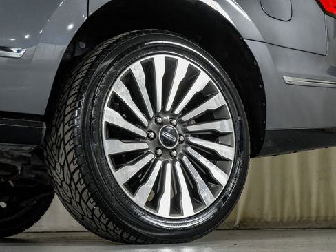 Used 2021 Lincoln Navigator L Reserve w/ Luxury Package AWD/4WD image 54