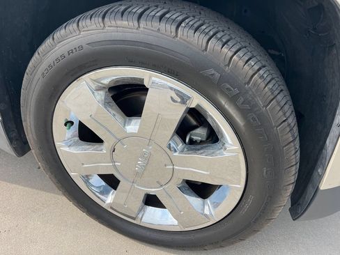 Used 2012 GMC Terrain SLT FWD image 9