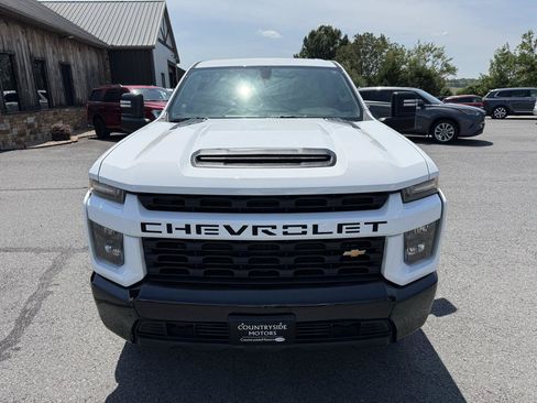 Used 2023 Chevrolet Silverado 2500 Custom AWD/4WD image 11