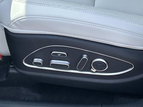 New 2026 Hyundai Palisade Calligraphy FWD image 16