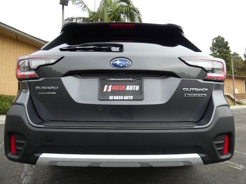 Used 2021 Subaru Outback Touring XT image 10