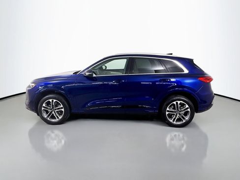 Used 2025 Audi Q5 Premium Plus w/ Premium Plus AWD/4WD image 2