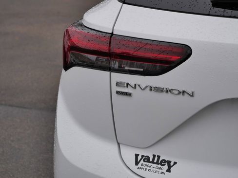 Used 2022 Buick Envision Essence w/ Sport Touring Package image 8