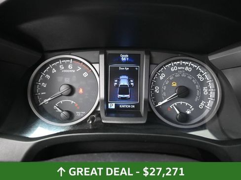 Used 2016 Toyota Tacoma TRD Sport w/ Towing Package AWD/4WD image 35
