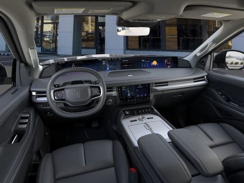 New 2026 Lincoln Navigator Reserve AWD/4WD image 10