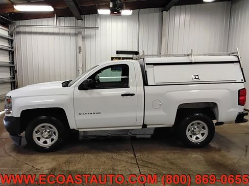 Used 2017 Chevrolet Silverado 1500 W/T w/ Trailering Package RWD image 5