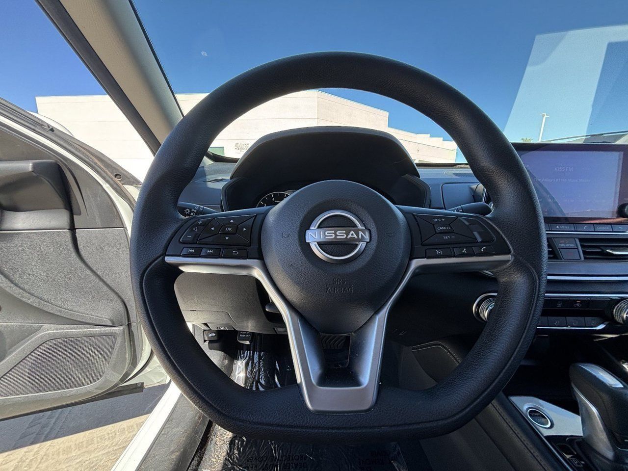 Used 2023 Nissan Altima 2.5 SV FWD image 24