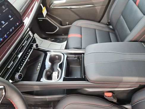 New 2026 Chevrolet Traverse RS image 34