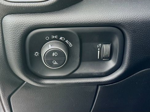 Certified 2024 RAM 2500 Big Horn w/ Sport Appearance Package image 18