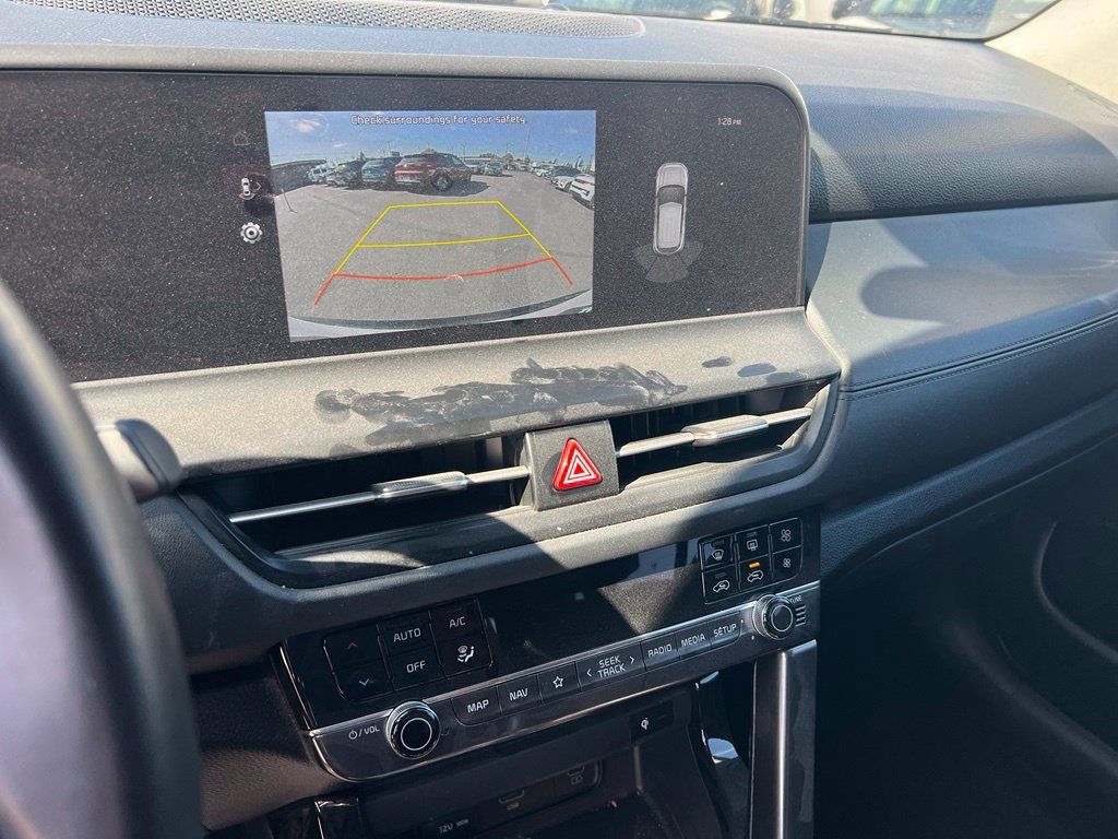 Certified 2025 Kia Seltos EX AWD/4WD image 19