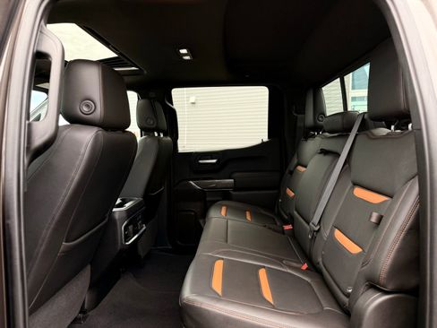 Used 2019 GMC Sierra 1500 AT4 w/ AT4 Premium Package image 16