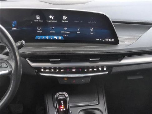 Used 2023 Cadillac XT4 Premium Luxury image 14