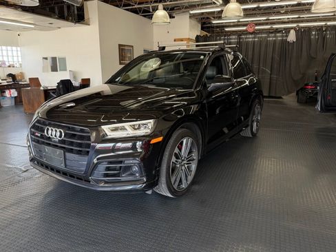 Used 2019 Audi SQ5 Prestige w/ Prestige Package image 4