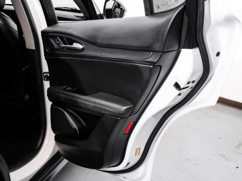 Used 2019 Alfa Romeo Stelvio w/ Nero Edizione RWD image 58