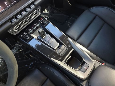 Used 2022 Porsche 911 Targa 4 GTS image 19