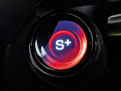 Used 2025 Mercedes-Benz CLA 35 AMG 4MATIC image 38