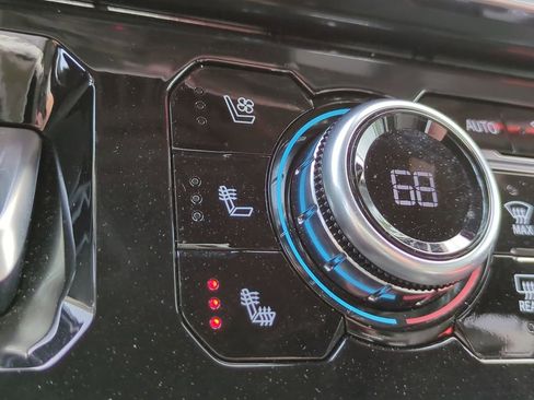 Used 2023 GMC Sierra 1500 Denali w/ Denali Reserve Package image 24