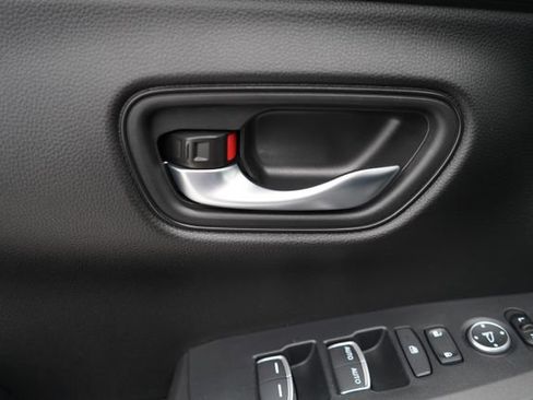 Used 2024 Honda HR-V Sport image 10