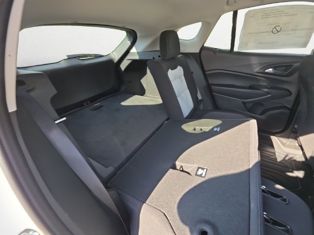 New 2026 Chevrolet Trax LS w/ LS Convenience Package FWD image 22