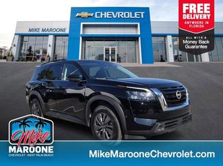 Used 2024 Nissan Pathfinder SV video 1