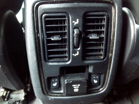Used 2018 Dodge Durango GT w/ Premium Group AWD/4WD image 29