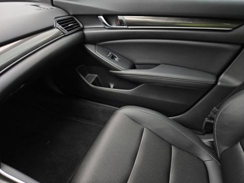 Used 2022 Honda Accord Sport image 28
