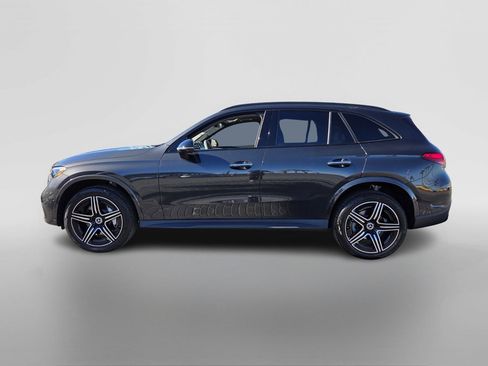 New 2026 Mercedes-Benz GLC 300 image 2