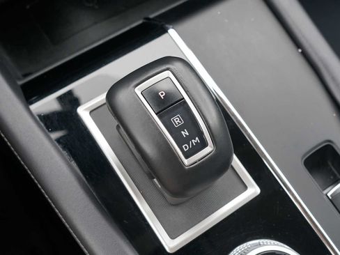 Used 2023 Mitsubishi Outlander SE FWD image 13