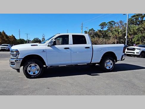 New 2026 RAM 2500 Tradesman AWD/4WD image 26