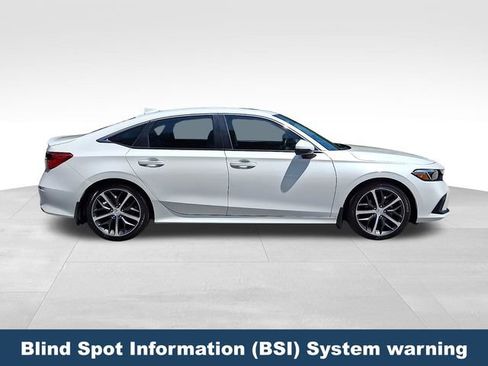 Used 2024 Honda Civic Touring image 9