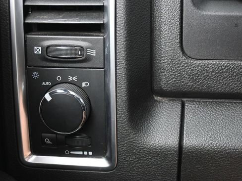 Used 2024 RAM 1500 Warlock AWD/4WD image 17