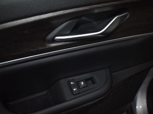 New 2026 Jeep Grand Cherokee Altitude AWD/4WD image 30