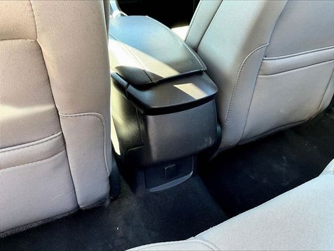 Used 2016 Ford Fusion S image 28