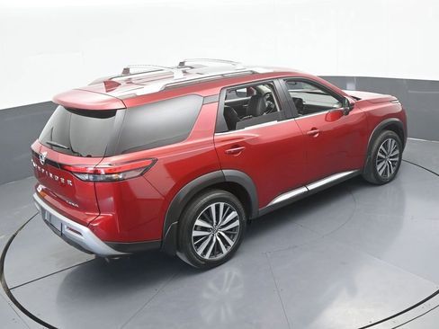 Used 2022 Nissan Pathfinder Platinum w/ Cargo Package FWD image 64