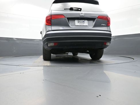 Used 2018 Honda Pilot EX image 31