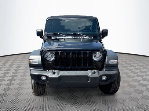 Used 2022 Jeep Wrangler Unlimited Sport w/ Sun And Sound Package AWD/4WD image 2