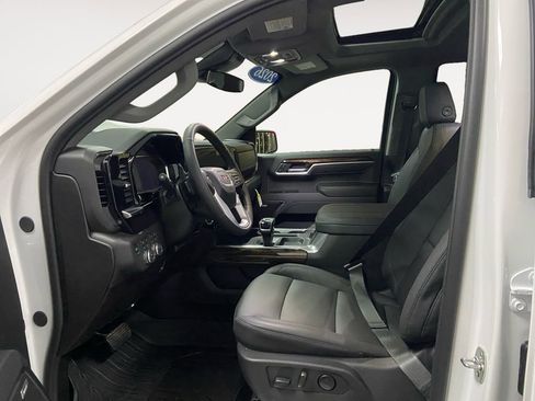 New 2026 GMC Sierra 1500 Elevation w/ Elevation Premium Package AWD/4WD image 9