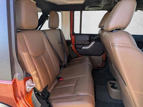 Used 2014 Jeep Wrangler Unlimited Sahara w/ Max Tow Package image 18