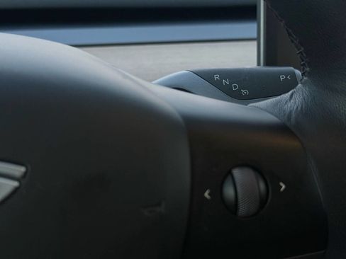 Used 2023 Tesla Model Y Long Range image 15