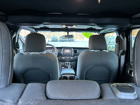 Used 2021 Jeep Wrangler Unlimited Sport image 47